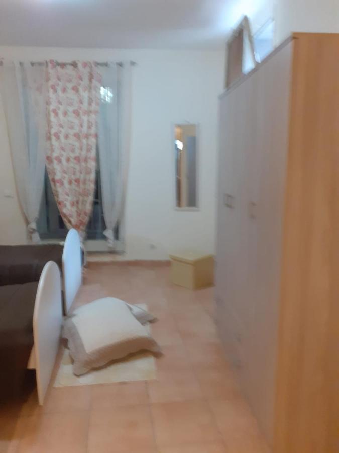 Casa Vacanza Mercato Ballaro' ปาแลร์โม ภายนอก รูปภาพ